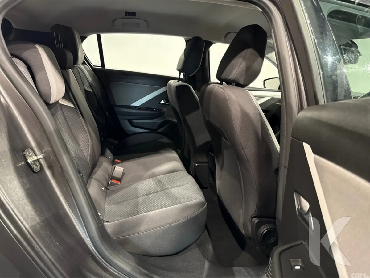 Opel Astra Hatchback, Diesel, 2024, Grey