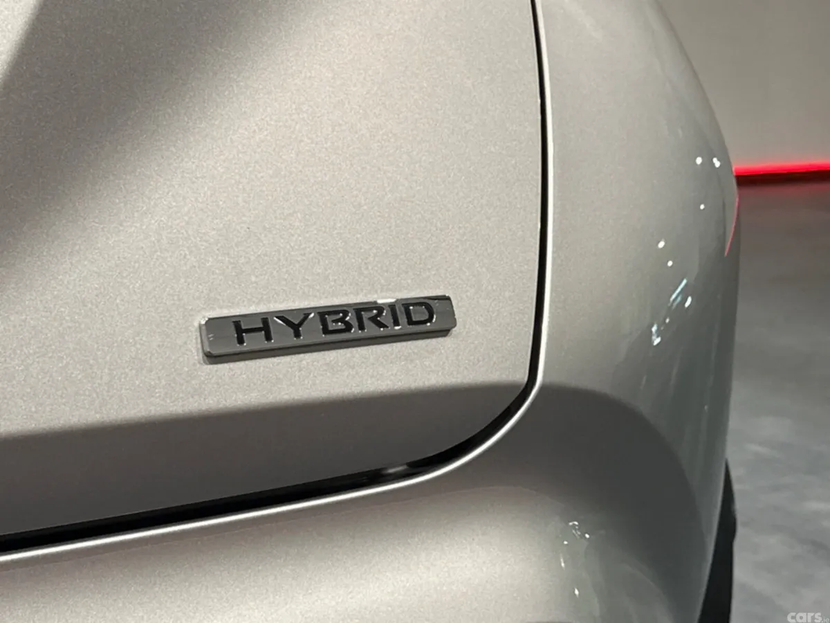 Nissan Juke SUV, Petrol Hybrid, 2024, Grey