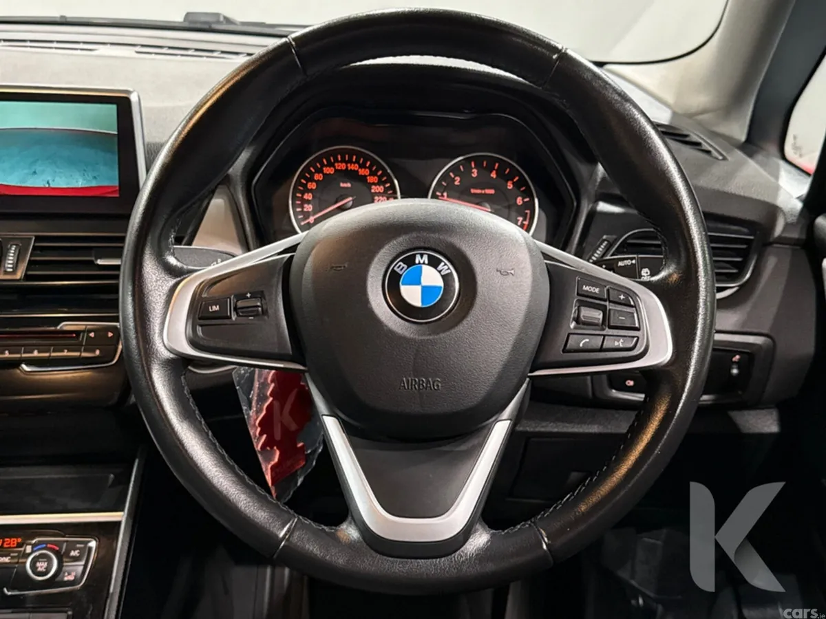 BMW 2-Series MPV, Petrol, 2018, Red