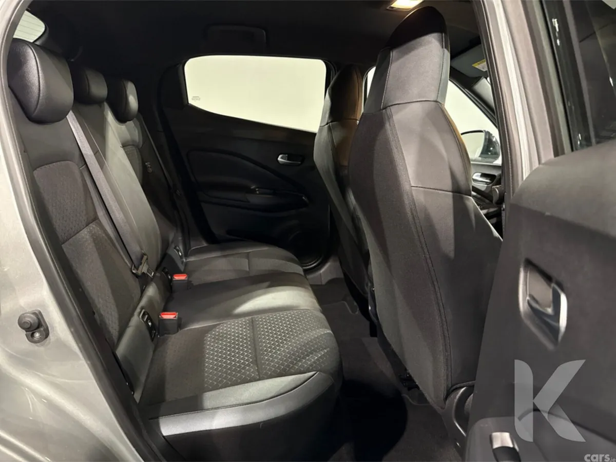 Nissan Juke SUV, Petrol Hybrid, 2024, Grey