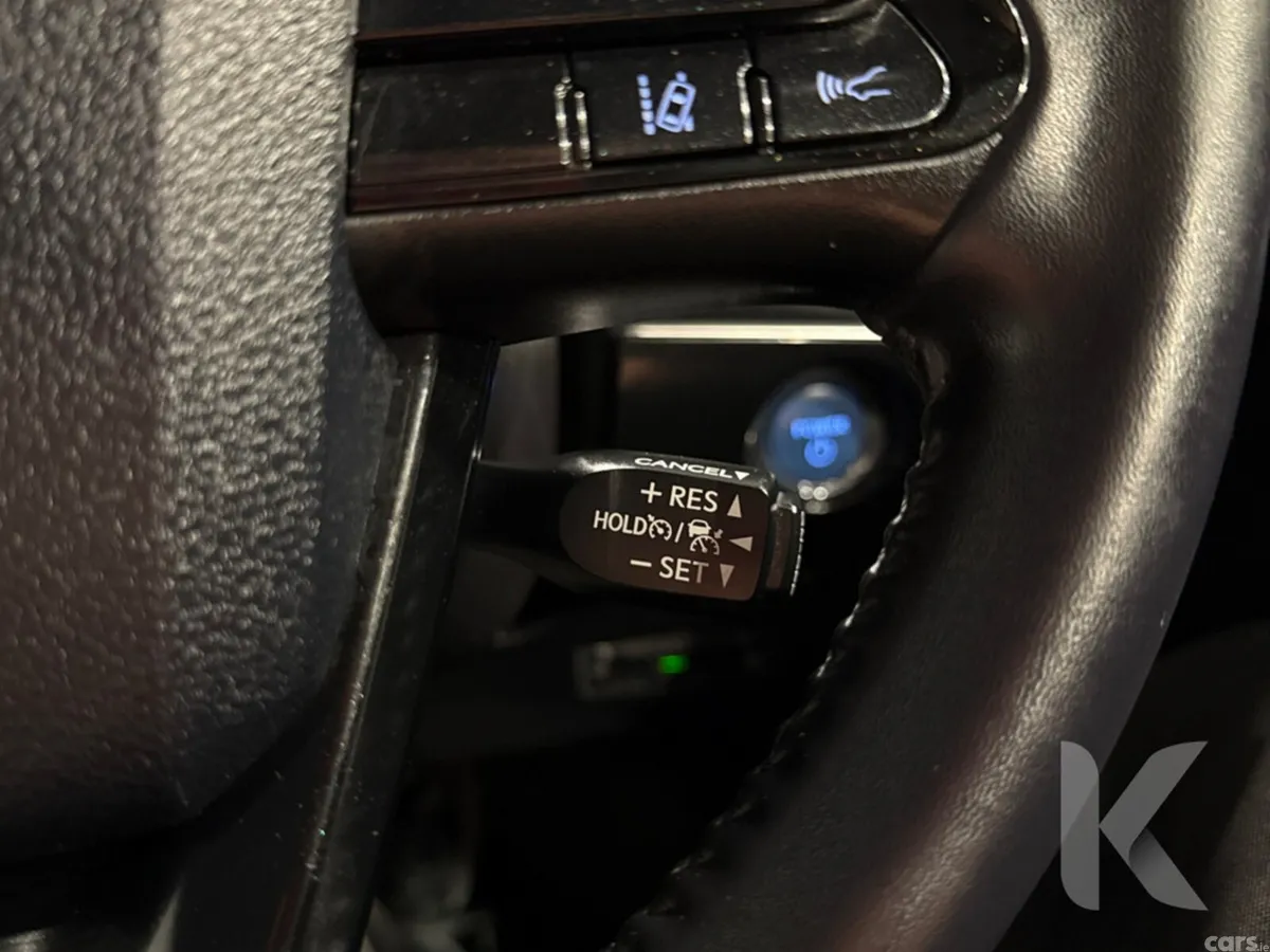Toyota Prius Hatchback, Petrol Hybrid, 2019, Blue