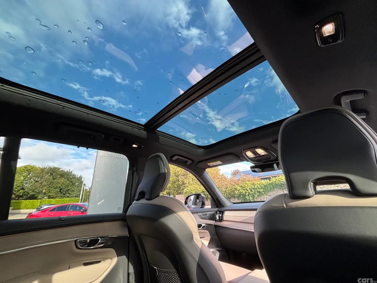 Volvo XC90 Estate, Petrol Hybrid, 2026, Black