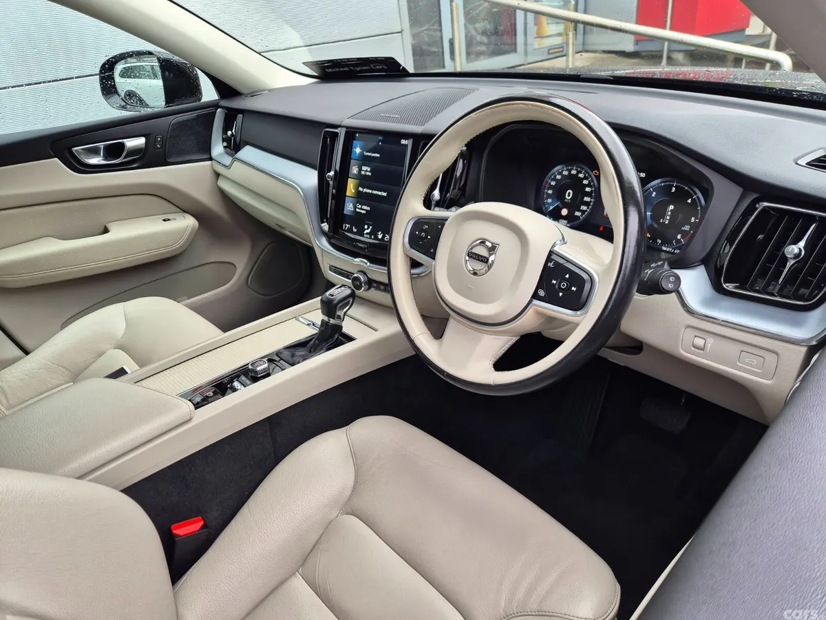 Volvo XC60 SUV, Diesel, 2019, Black