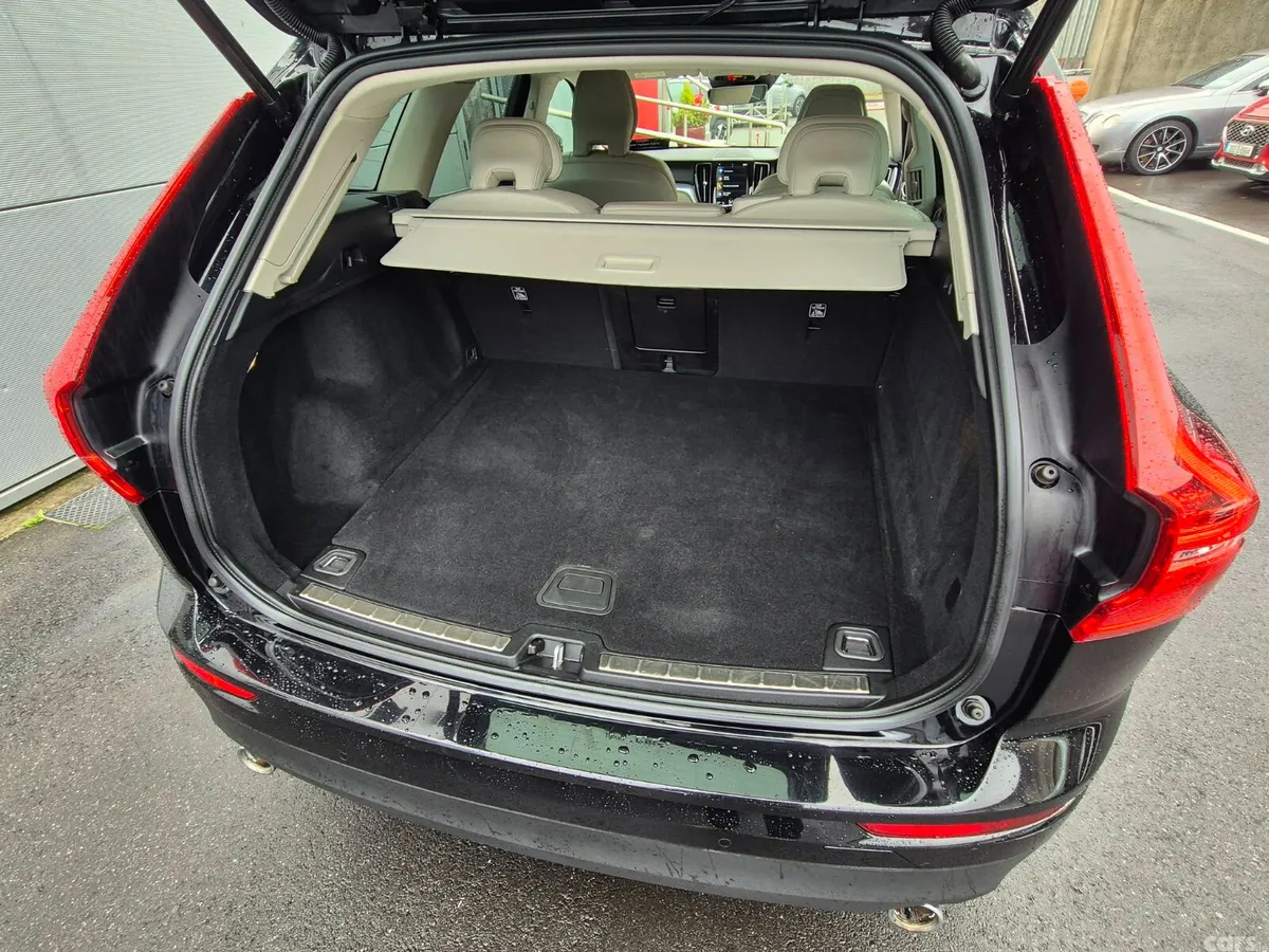 Volvo XC60 SUV, Diesel, 2019, Black