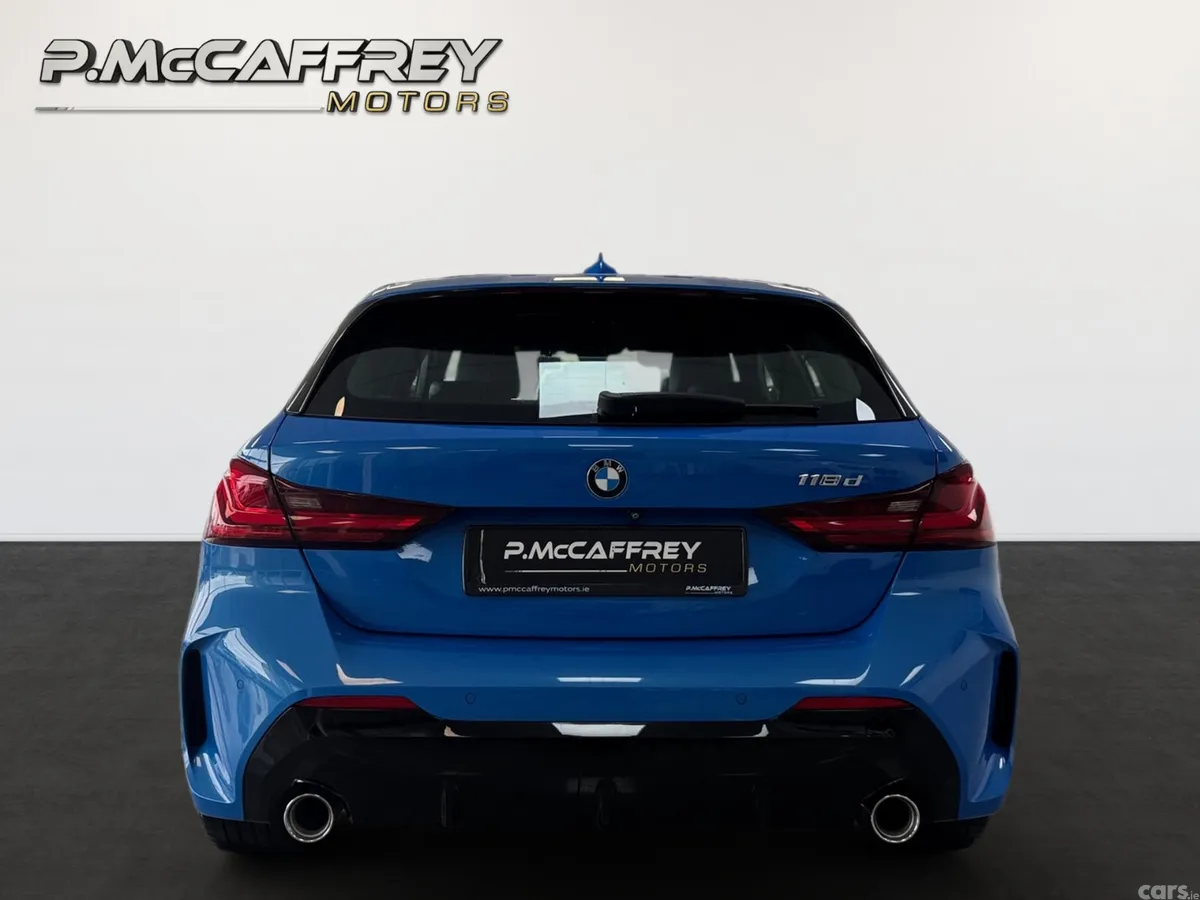 BMW 1-Series Hatchback, Diesel, 2021, Blue