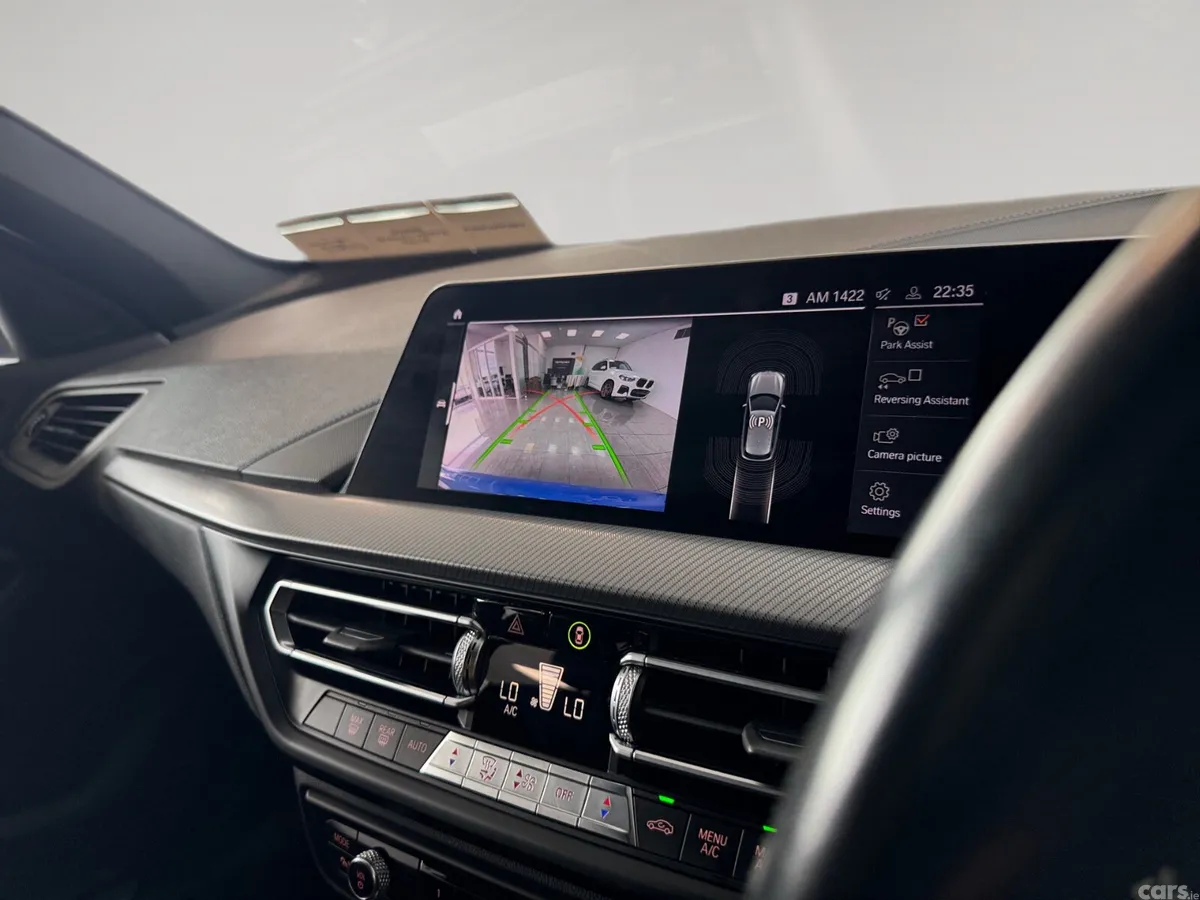BMW 1-Series Hatchback, Diesel, 2021, Blue