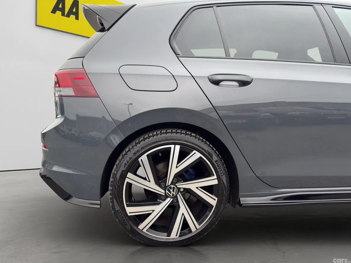 Volkswagen Golf Estate, Petrol, 2023, Grey