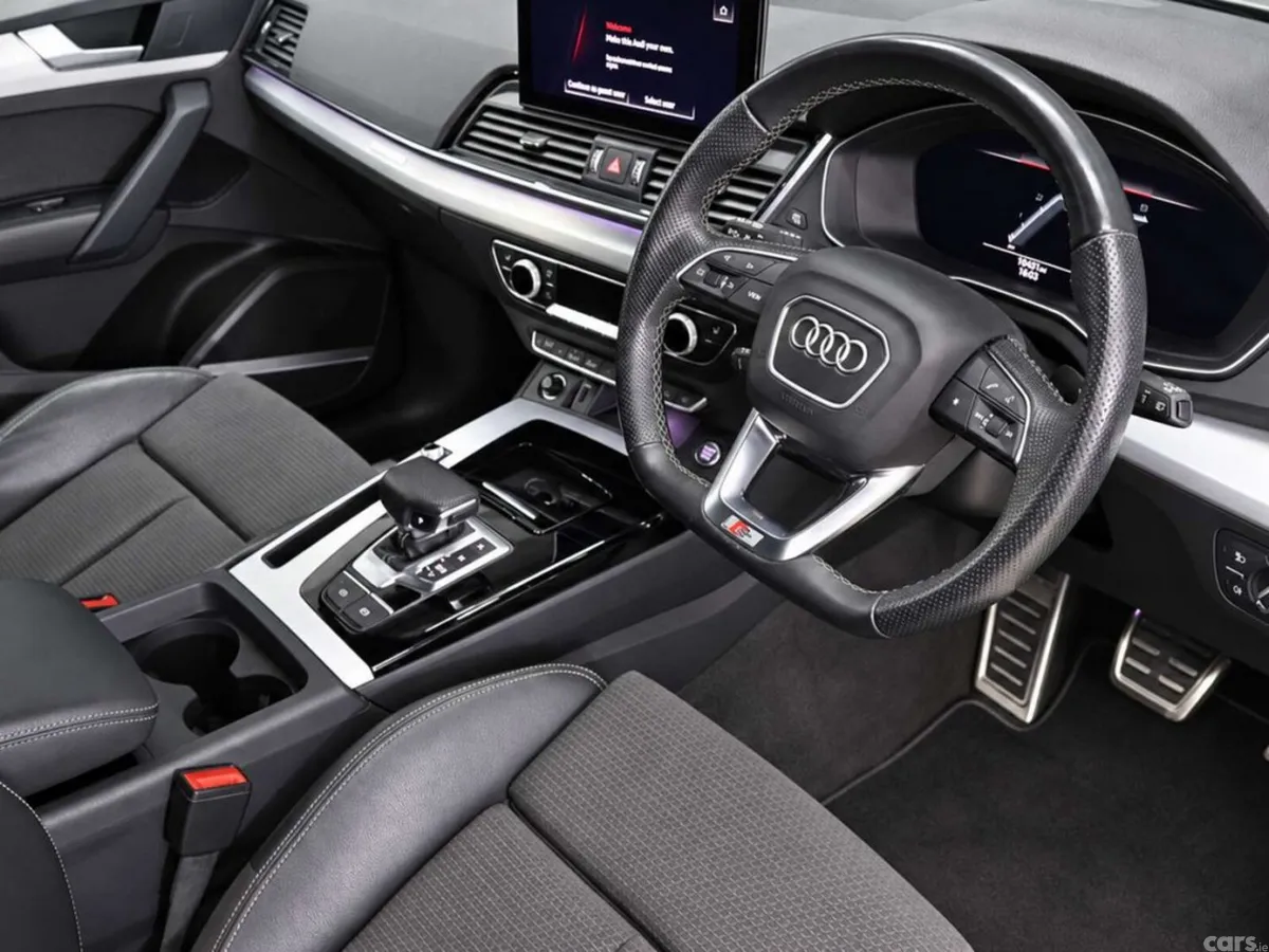 Audi Q5 SUV, Diesel Hybrid, 2022, Grey