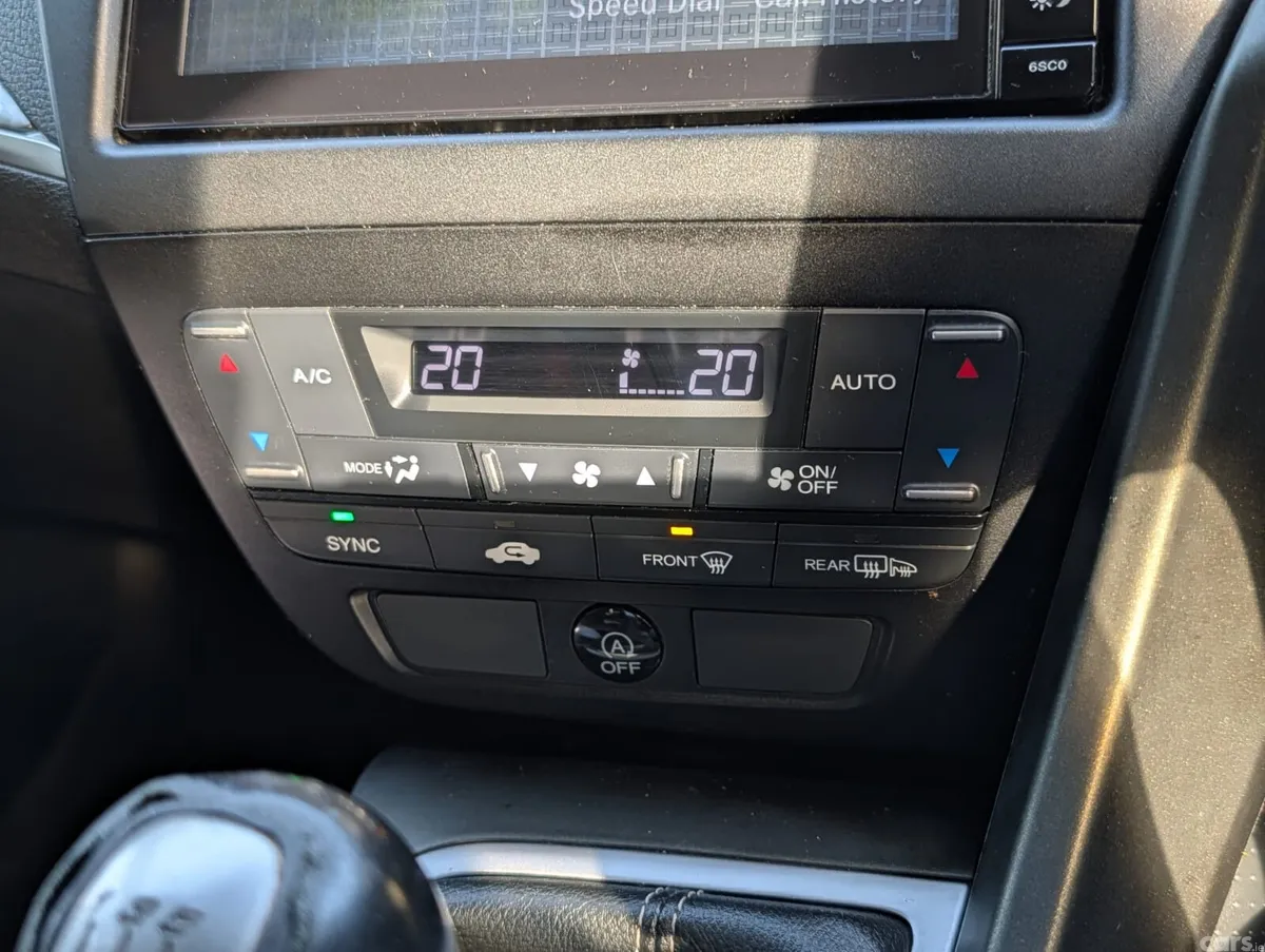 Honda Civic Hatchback, Diesel, 2015, Red
