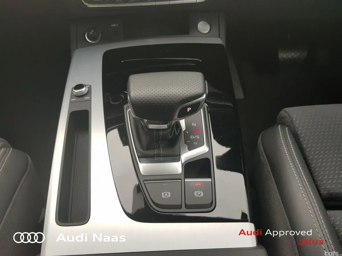 Audi Q5 SUV, Petrol Plug-in Hybrid, 2024, Grey