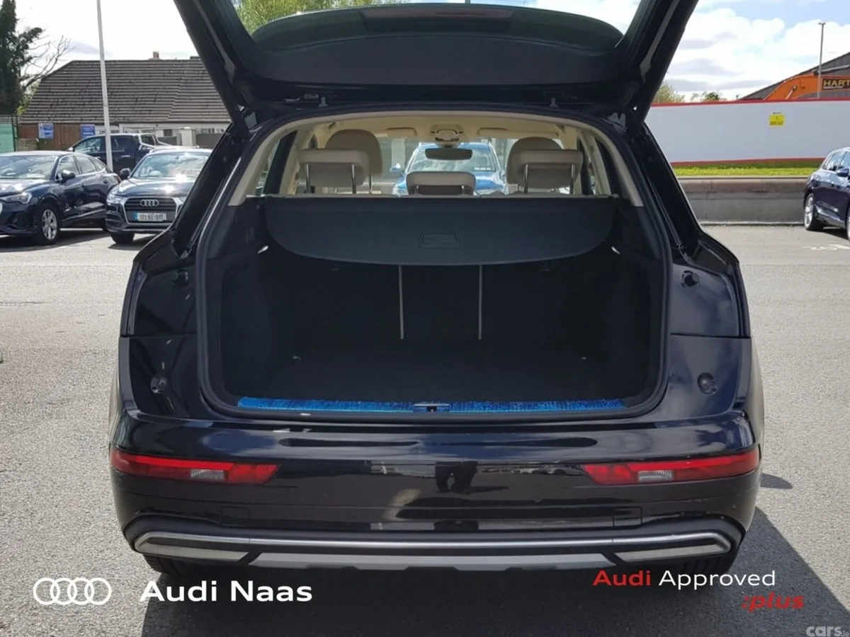 Audi Q5 SUV, Diesel, 2023, Black