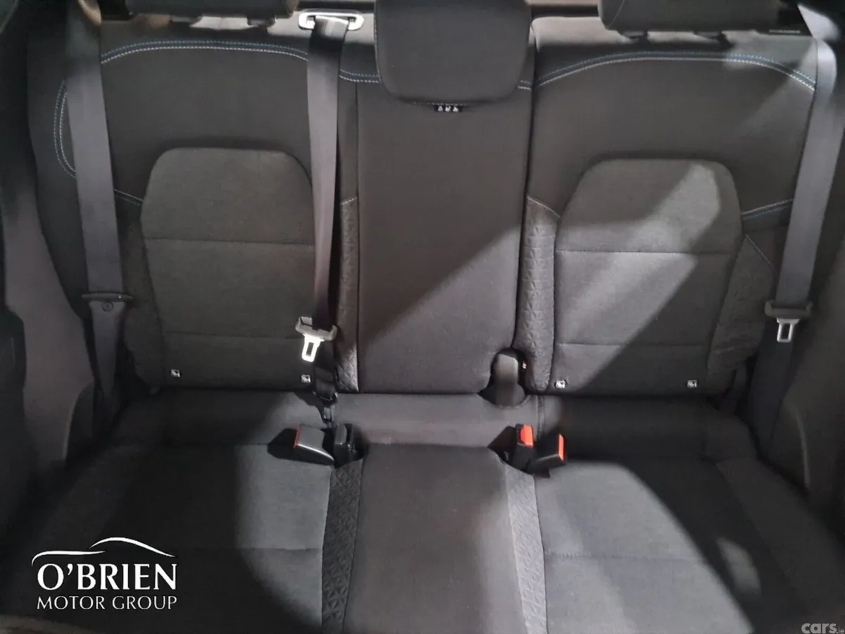 Renault Captur Hatchback, Petrol Hybrid, 2026, Black