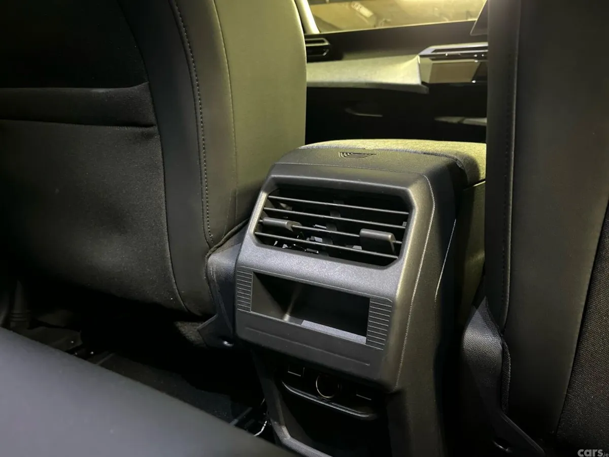 Peugeot 3008 SUV, Electric, 2024, Blue