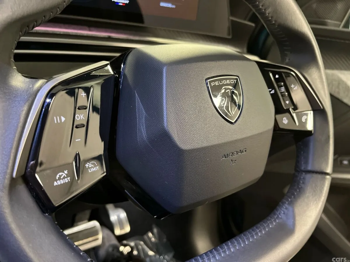 Peugeot 3008 SUV, Electric, 2024, Blue
