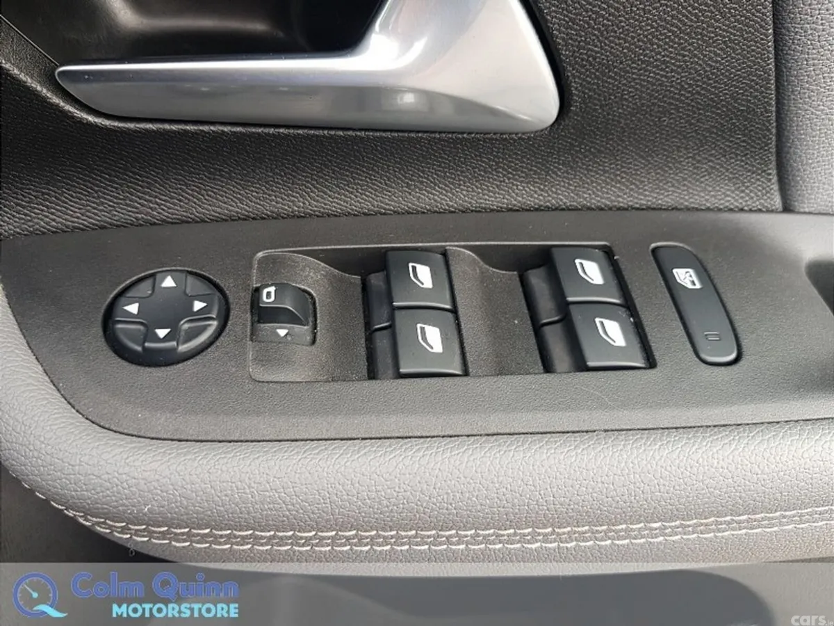 Opel Mokka SUV, Diesel, 2023, Blue