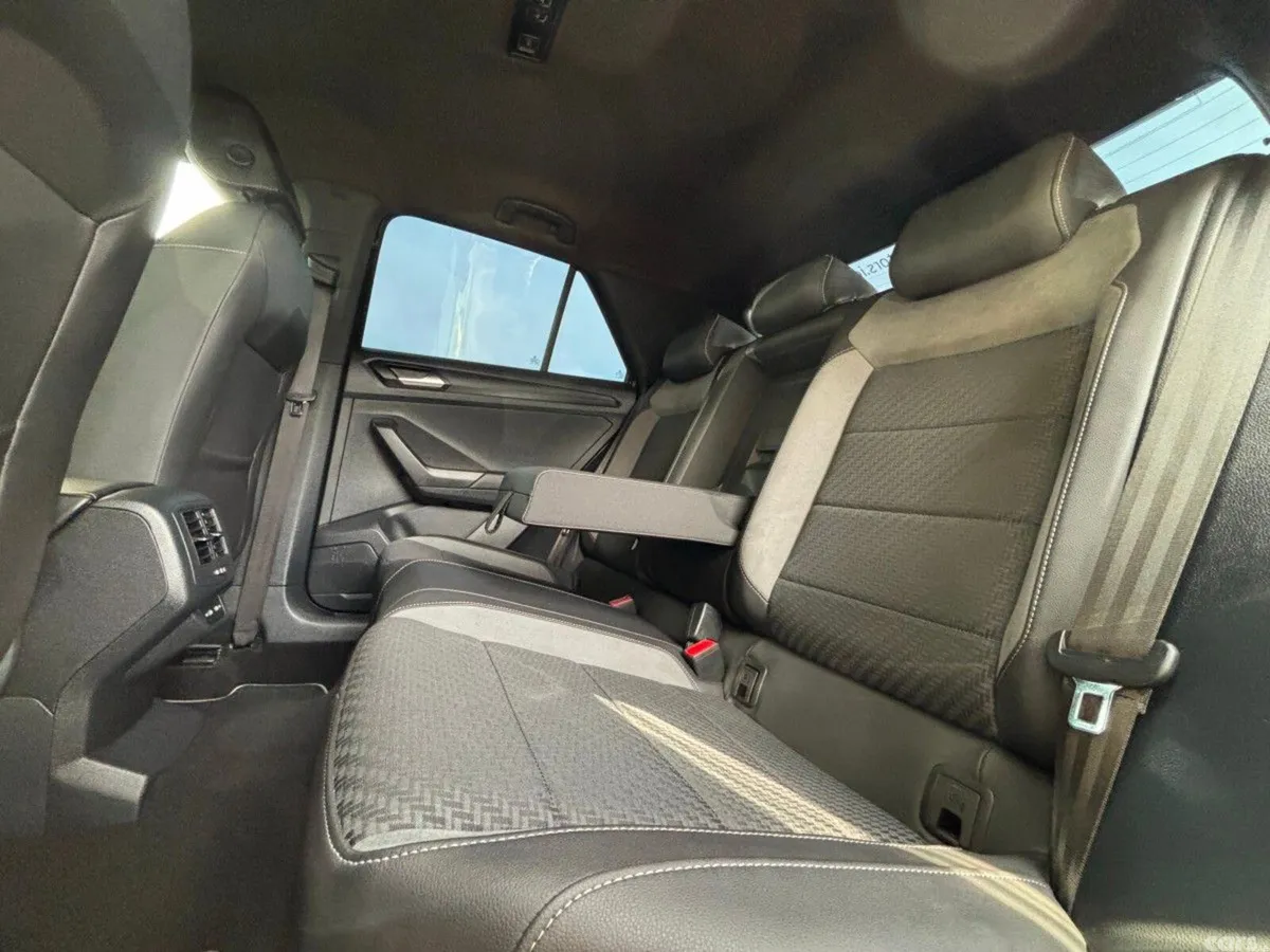 Volkswagen T-Roc SUV, Diesel, 2022, Black