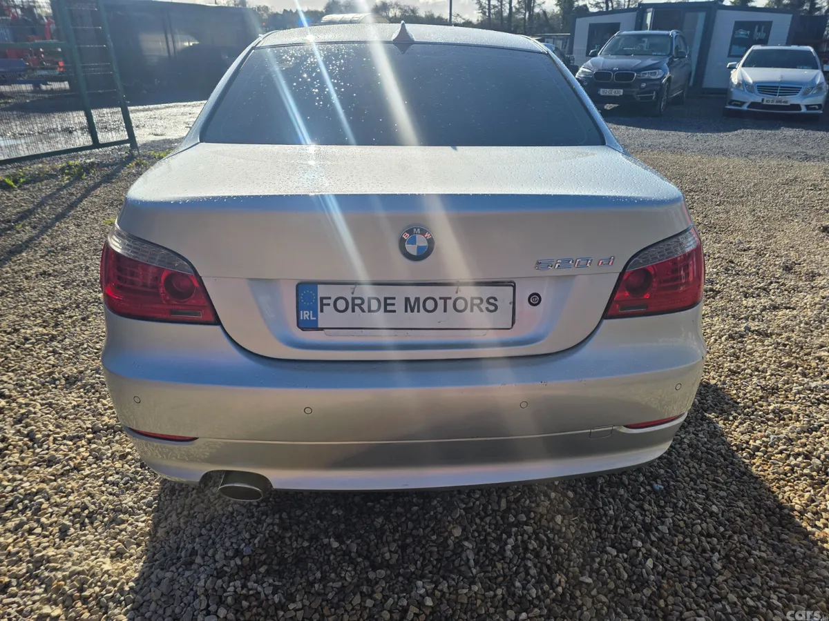 BMW 5-Series Saloon, Diesel, 2008, Silver