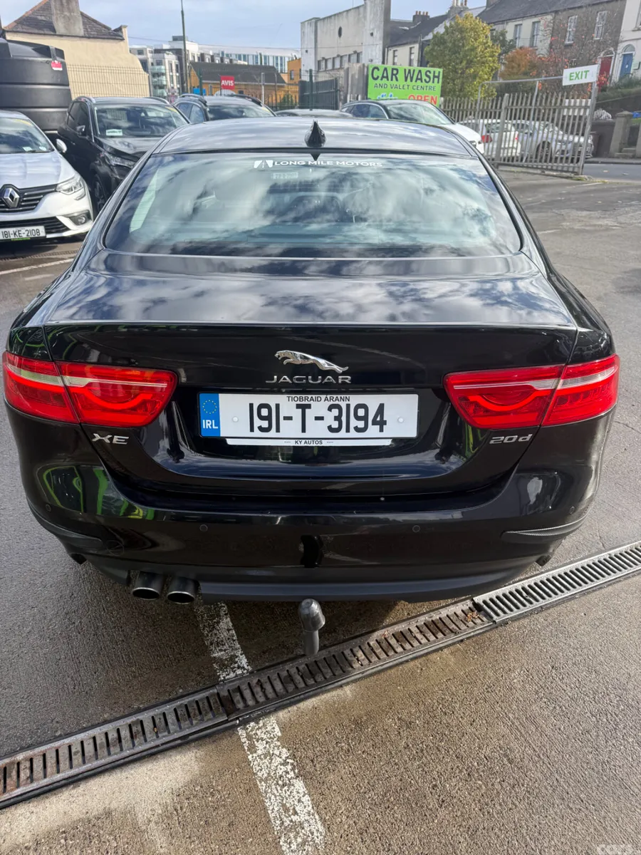 Jaguar XE Saloon, Diesel, 2019, Black