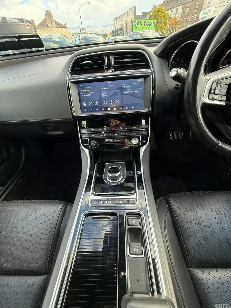 Jaguar XE Saloon, Diesel, 2019, Black