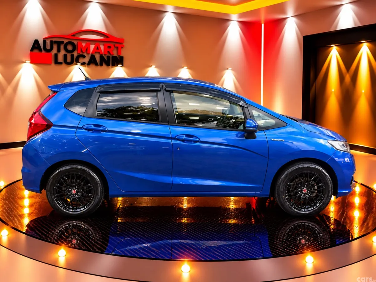 Honda Fit Hatchback, Petrol Hybrid, 2019, Blue