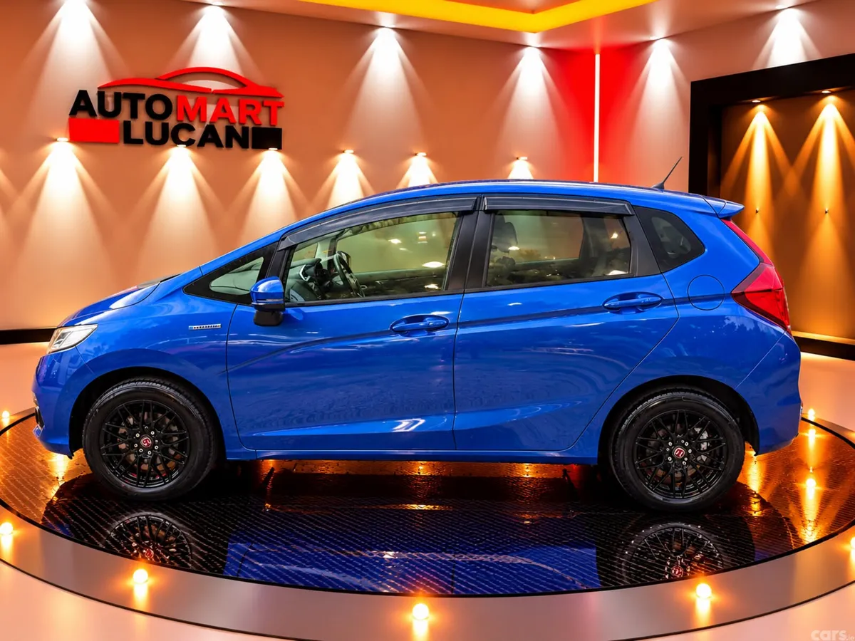 Honda Fit Hatchback, Petrol Hybrid, 2019, Blue
