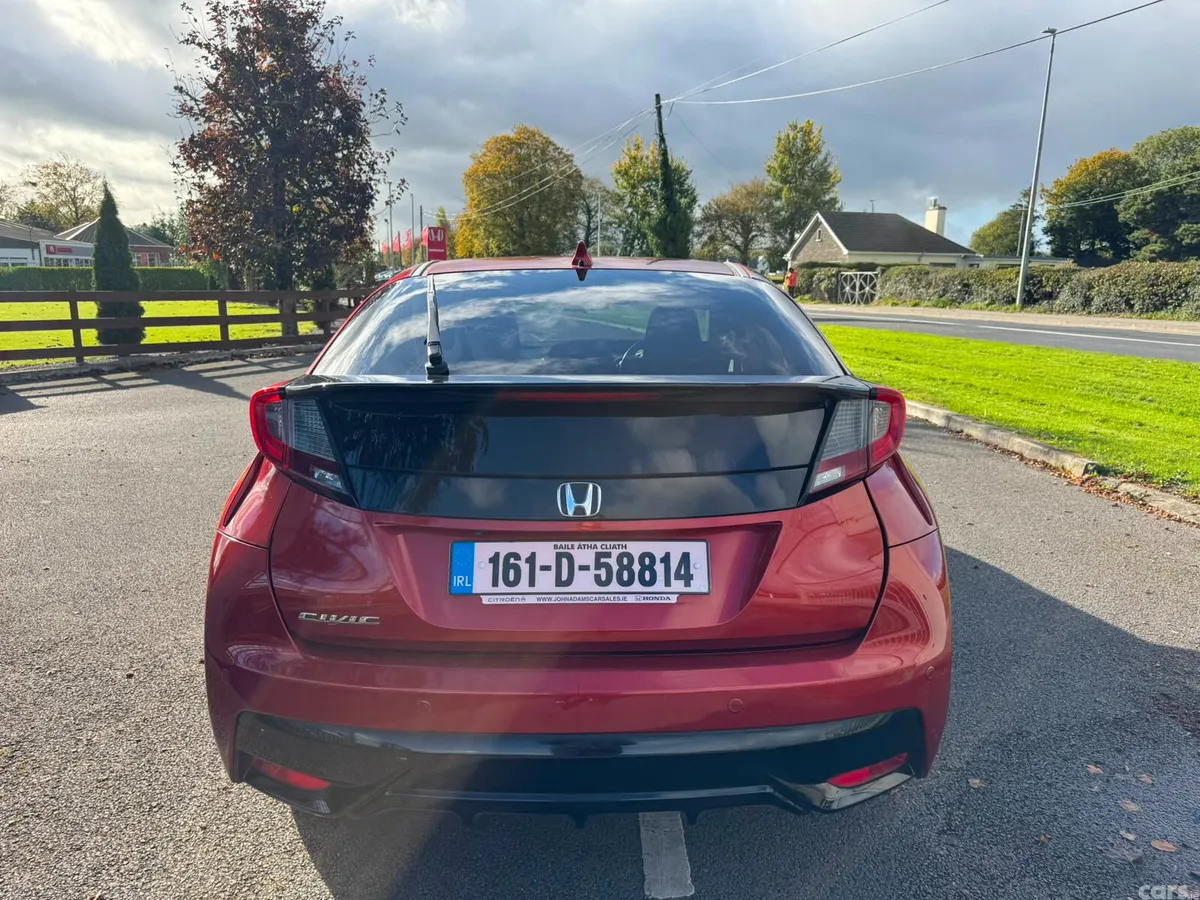 Honda Civic Hatchback, Diesel, 2016, Red