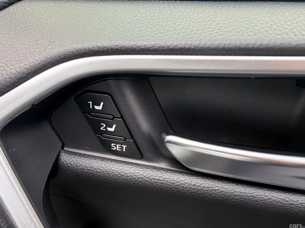 Toyota RAV4 SUV, Petrol Hybrid, 2020, White
