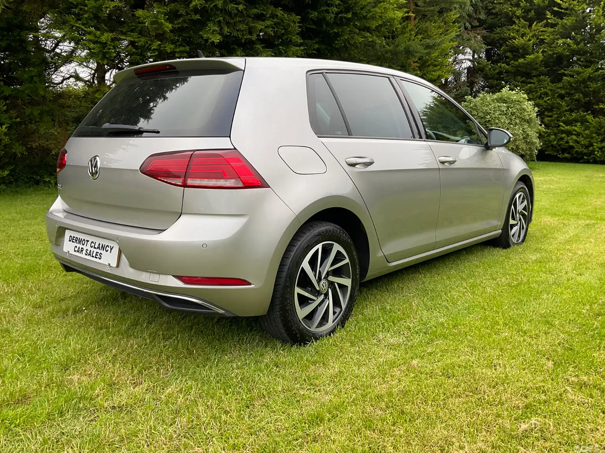 Volkswagen Golf Hatchback, Diesel, 2019, Silver