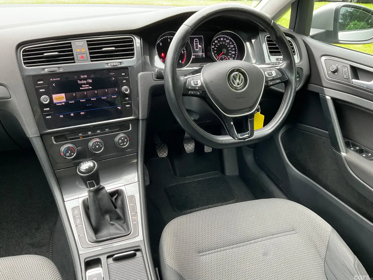 Volkswagen Golf Hatchback, Diesel, 2019, Silver