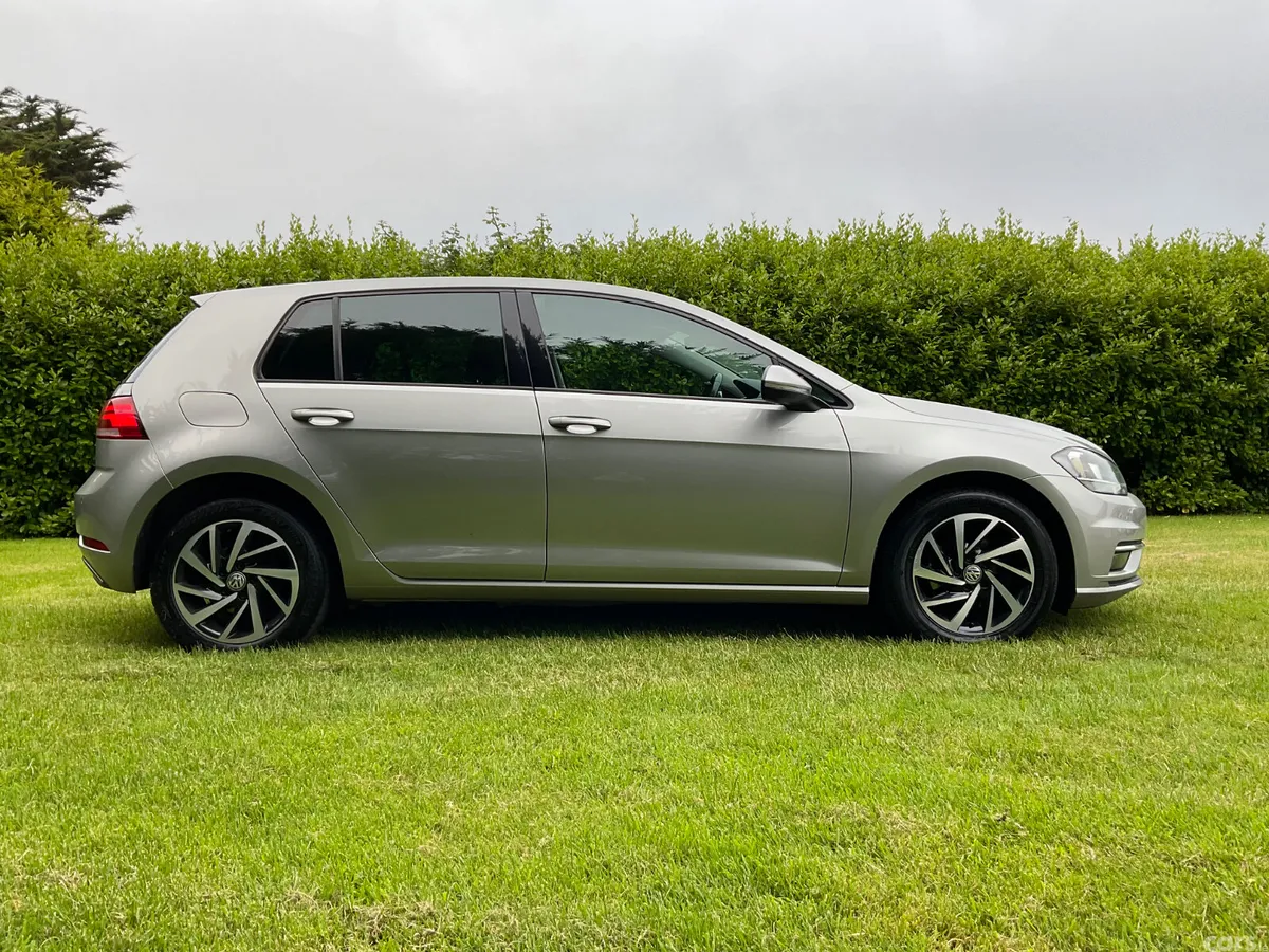 Volkswagen Golf Hatchback, Diesel, 2019, Silver