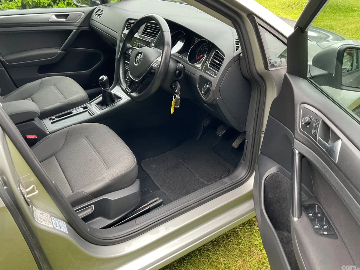 Volkswagen Golf Hatchback, Diesel, 2019, Silver