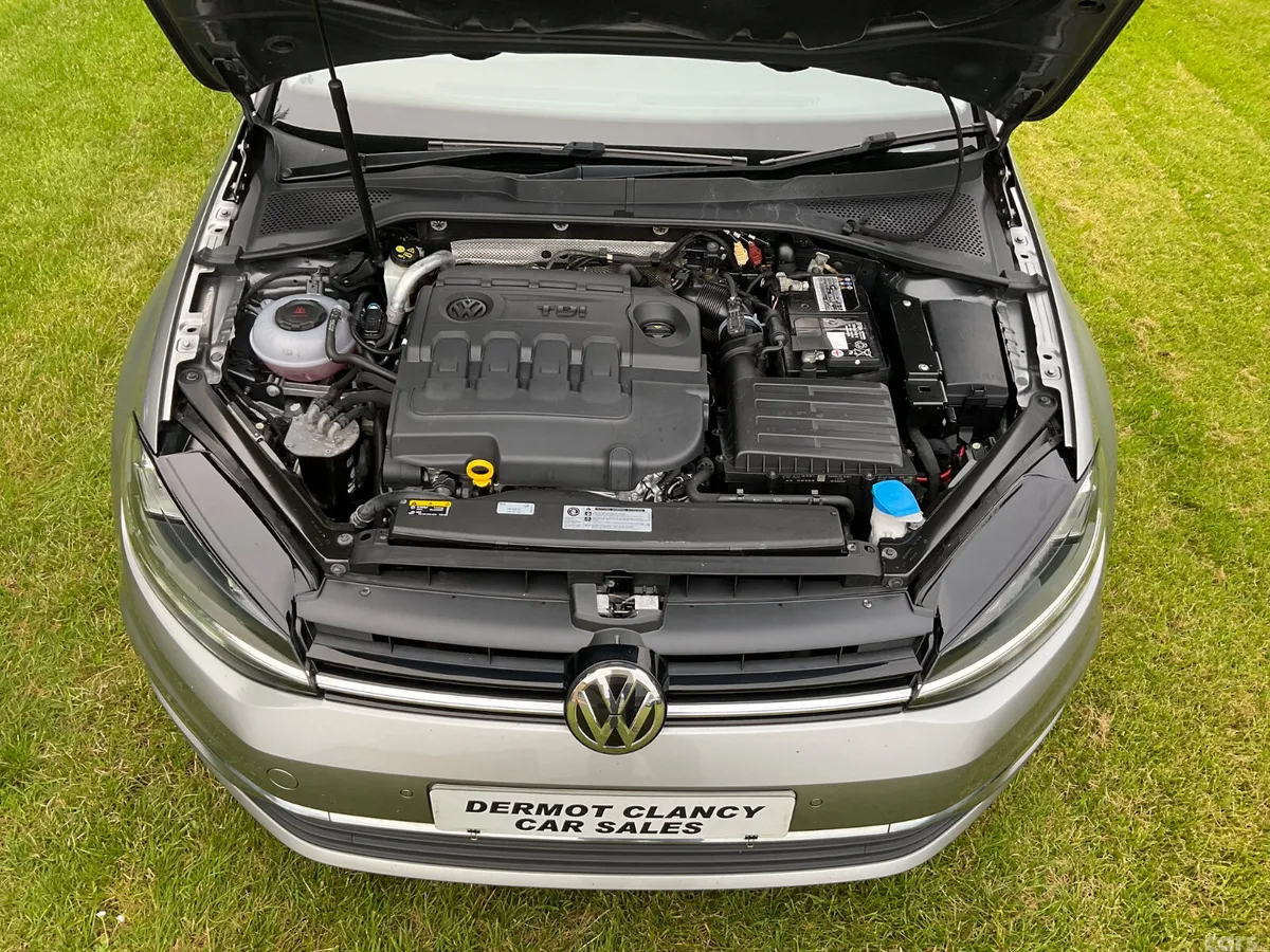 Volkswagen Golf Hatchback, Diesel, 2019, Silver