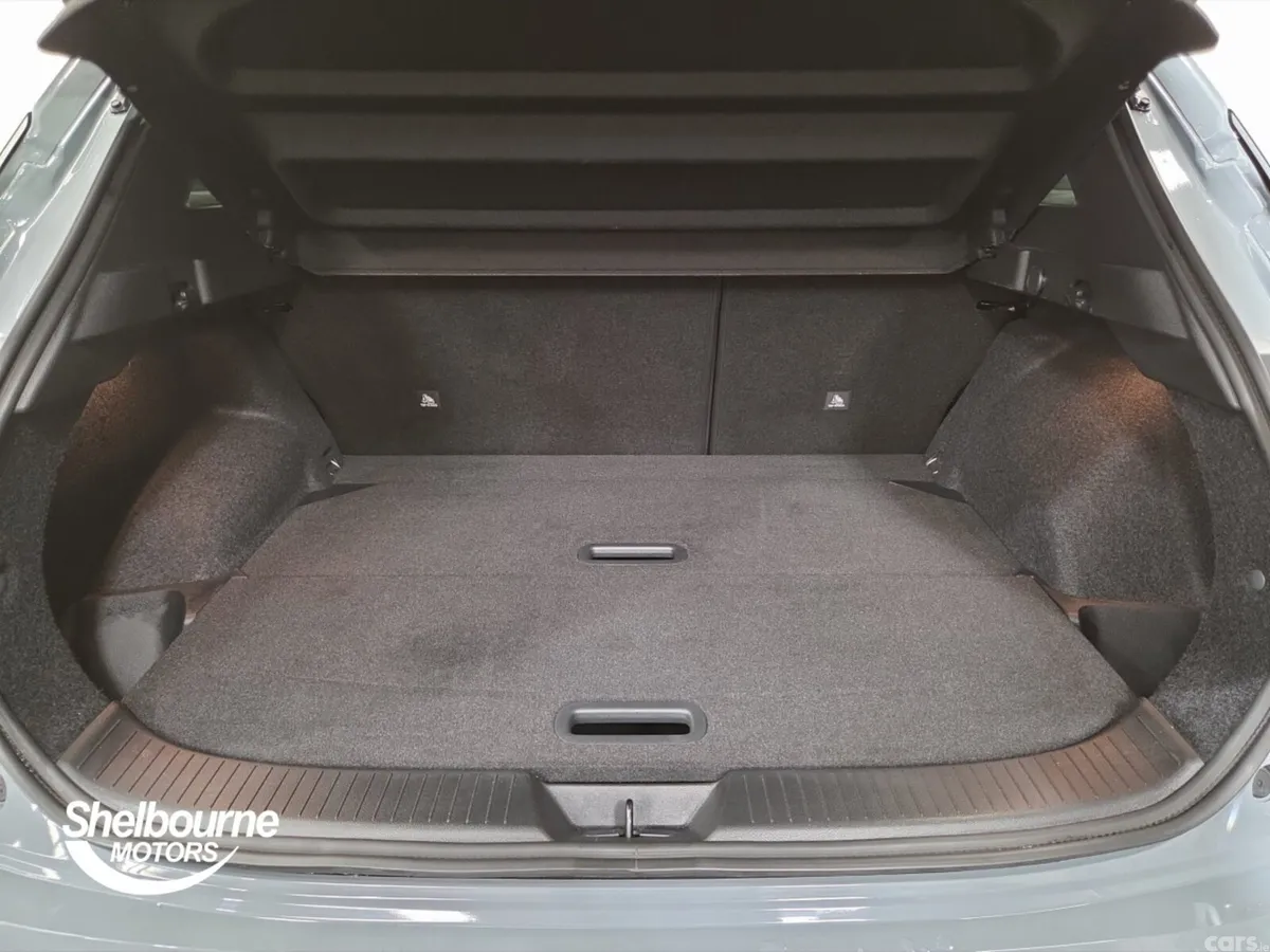 Nissan Qashqai Hatchback, Petrol Hybrid, 2023, Grey