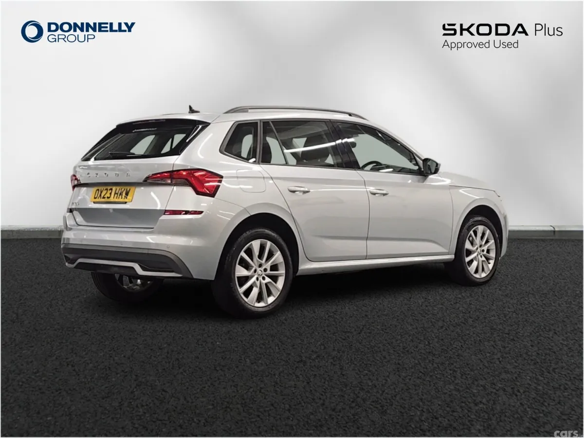 Skoda Kamiq Hatchback, Petrol, 2023, Silver