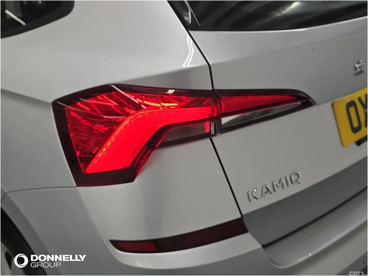 Skoda Kamiq Hatchback, Petrol, 2023, Silver