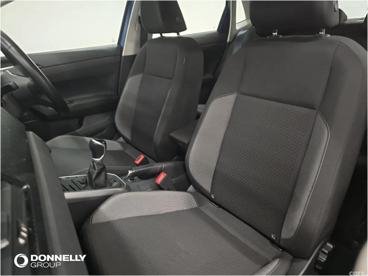 Volkswagen Polo Hatchback, Petrol, 2024, Blue