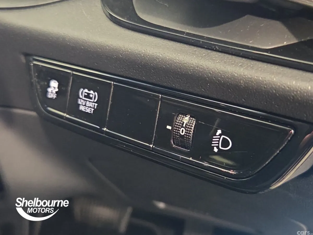 Kia Niro Estate, Petrol Hybrid, 2023, Black