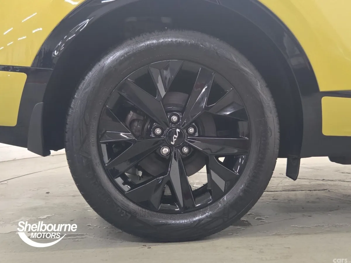 Kia Sportage Estate, Petrol Hybrid, 2023, Yellow
