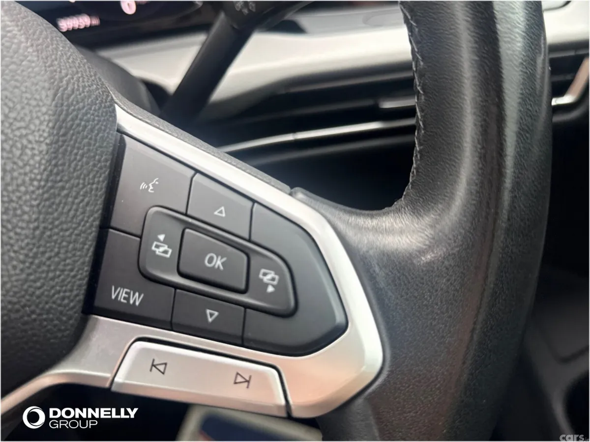 Volkswagen Golf Hatchback, Petrol, 2022, Grey