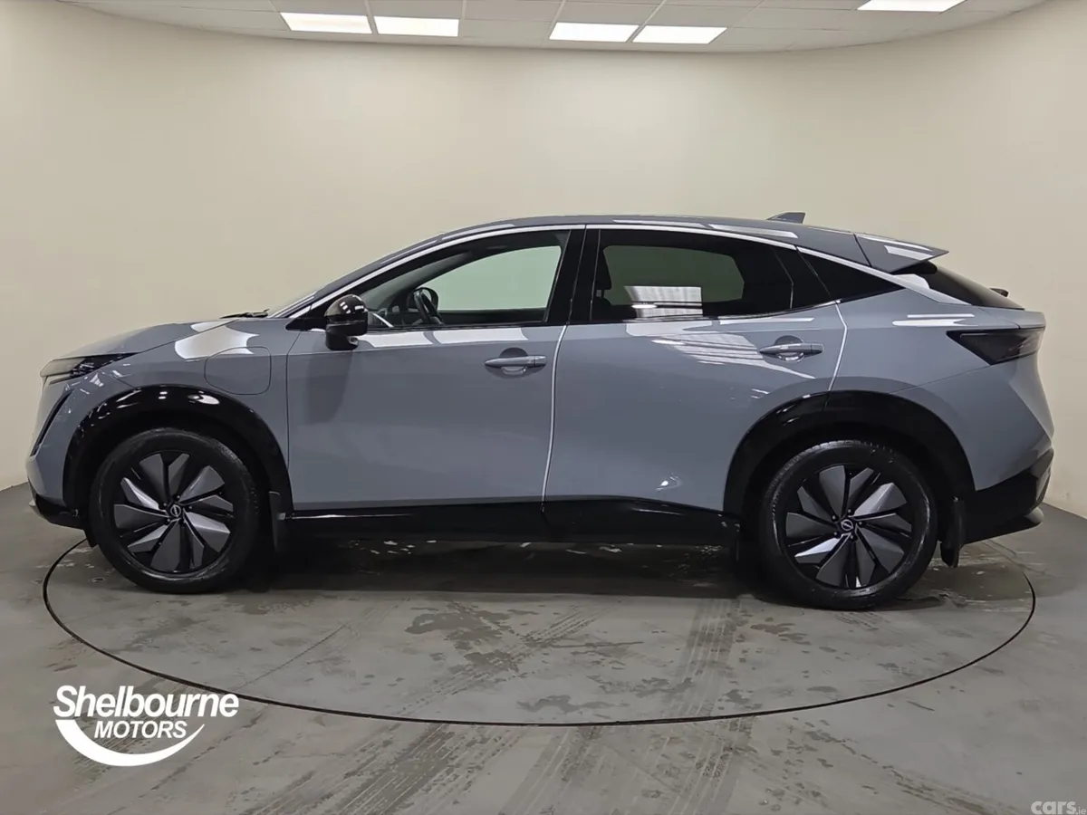 Nissan Ariya Hatchback, Electric, 2024, Grey
