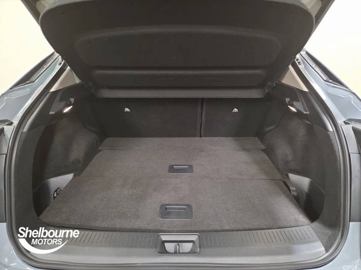 Nissan Ariya Hatchback, Electric, 2024, Grey