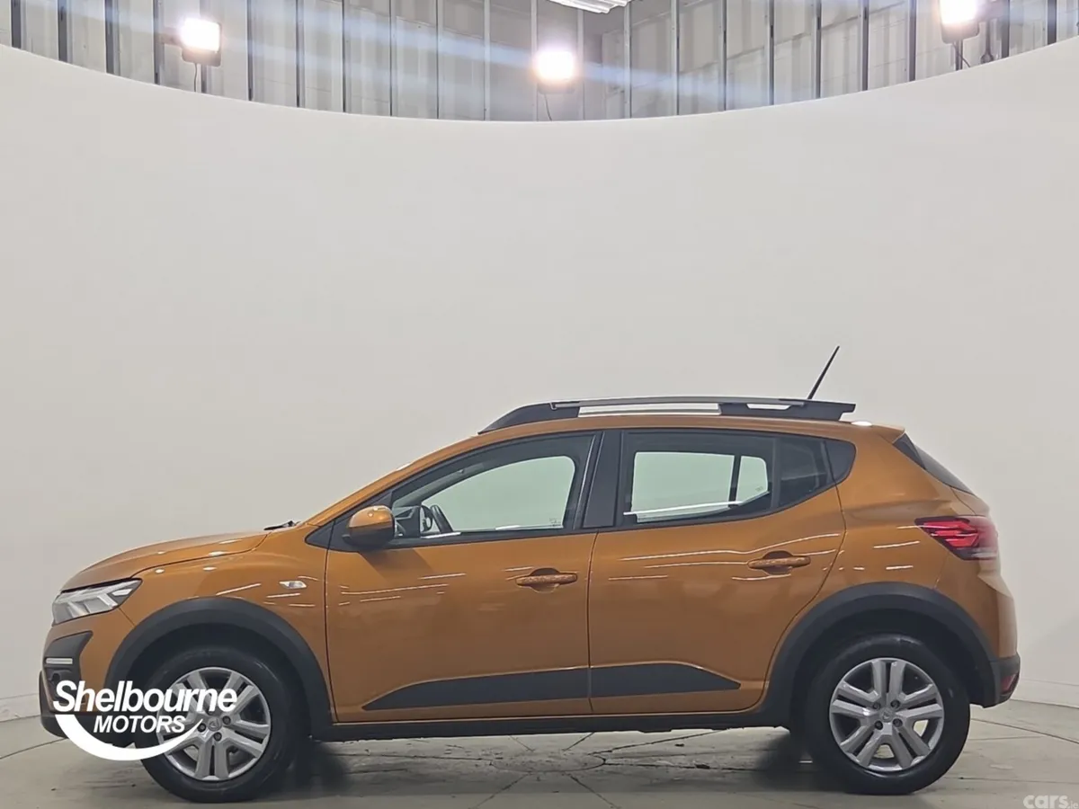 Dacia Sandero Stepway Hatchback, Petrol Gas, 2022, Orange