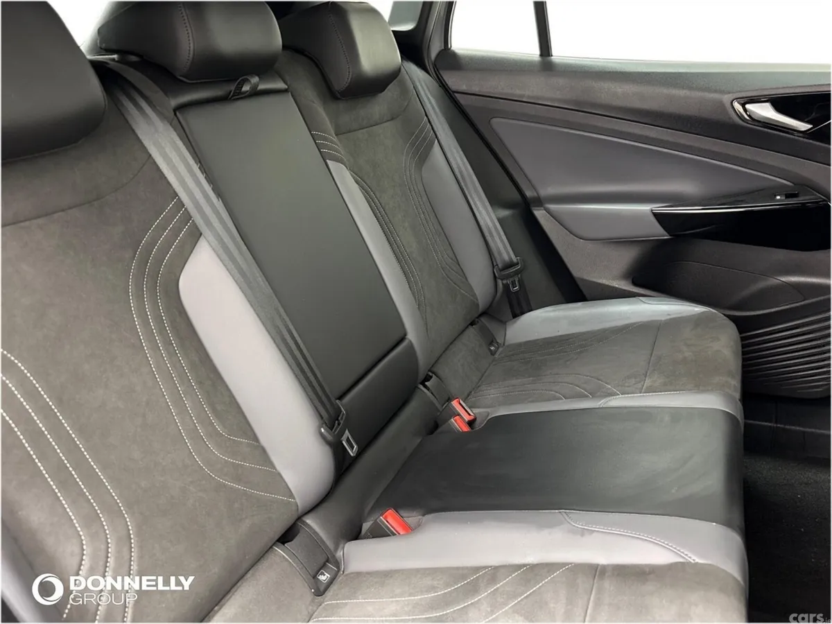 Volkswagen ID.4 Estate, Electric, 2025, Grey