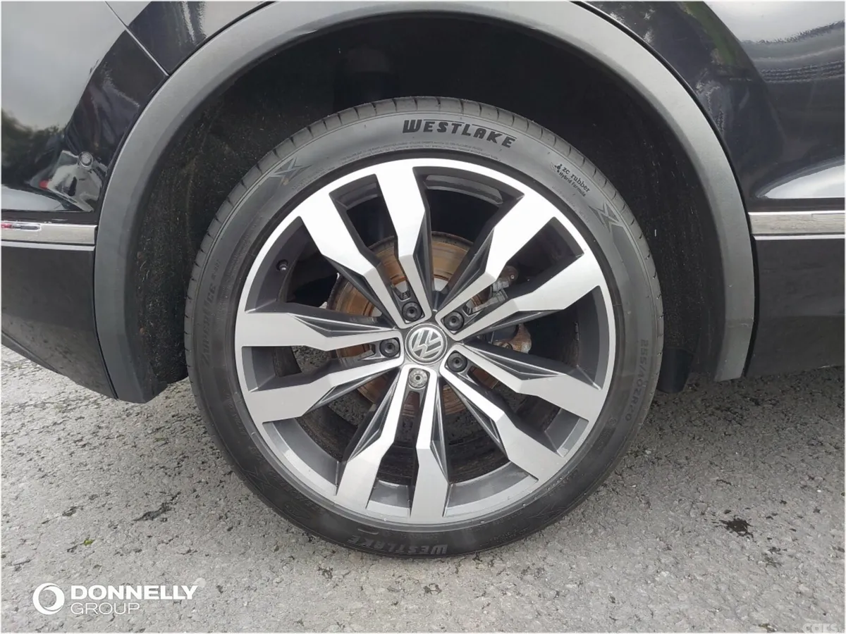 Volkswagen Tiguan Estate, Diesel, 2019, Black
