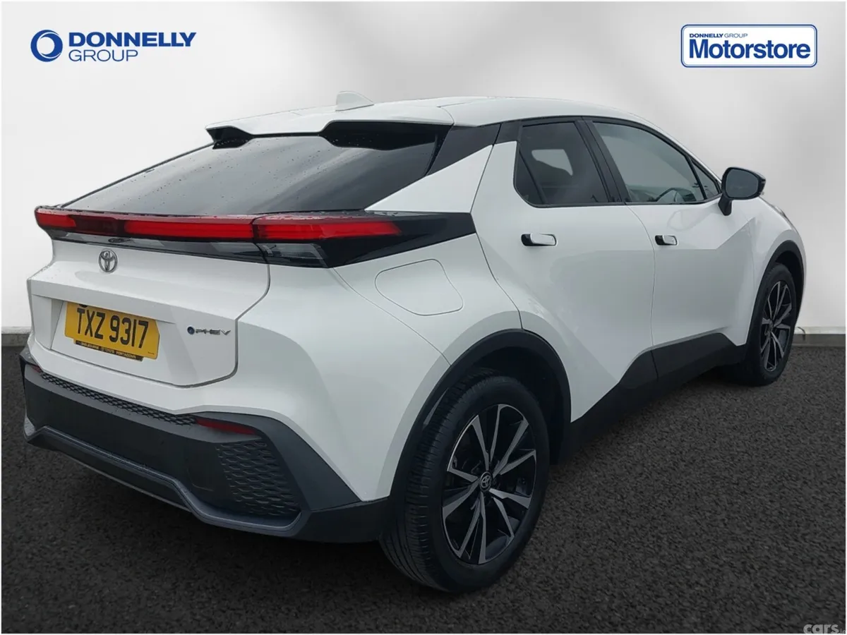 Toyota C-HR Hatchback, Petrol Hybrid, 2024, White