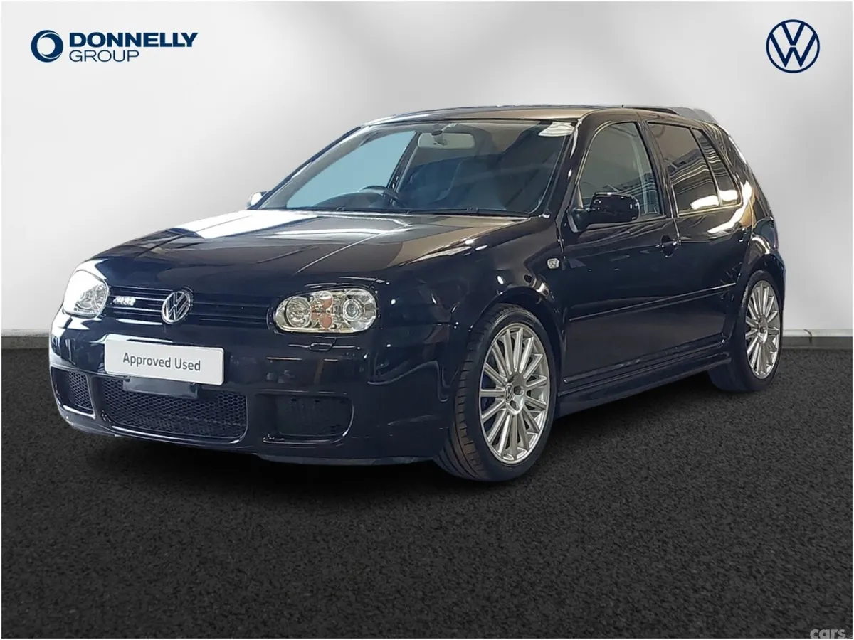 Volkswagen Golf Hatchback, Petrol, 2004, Black