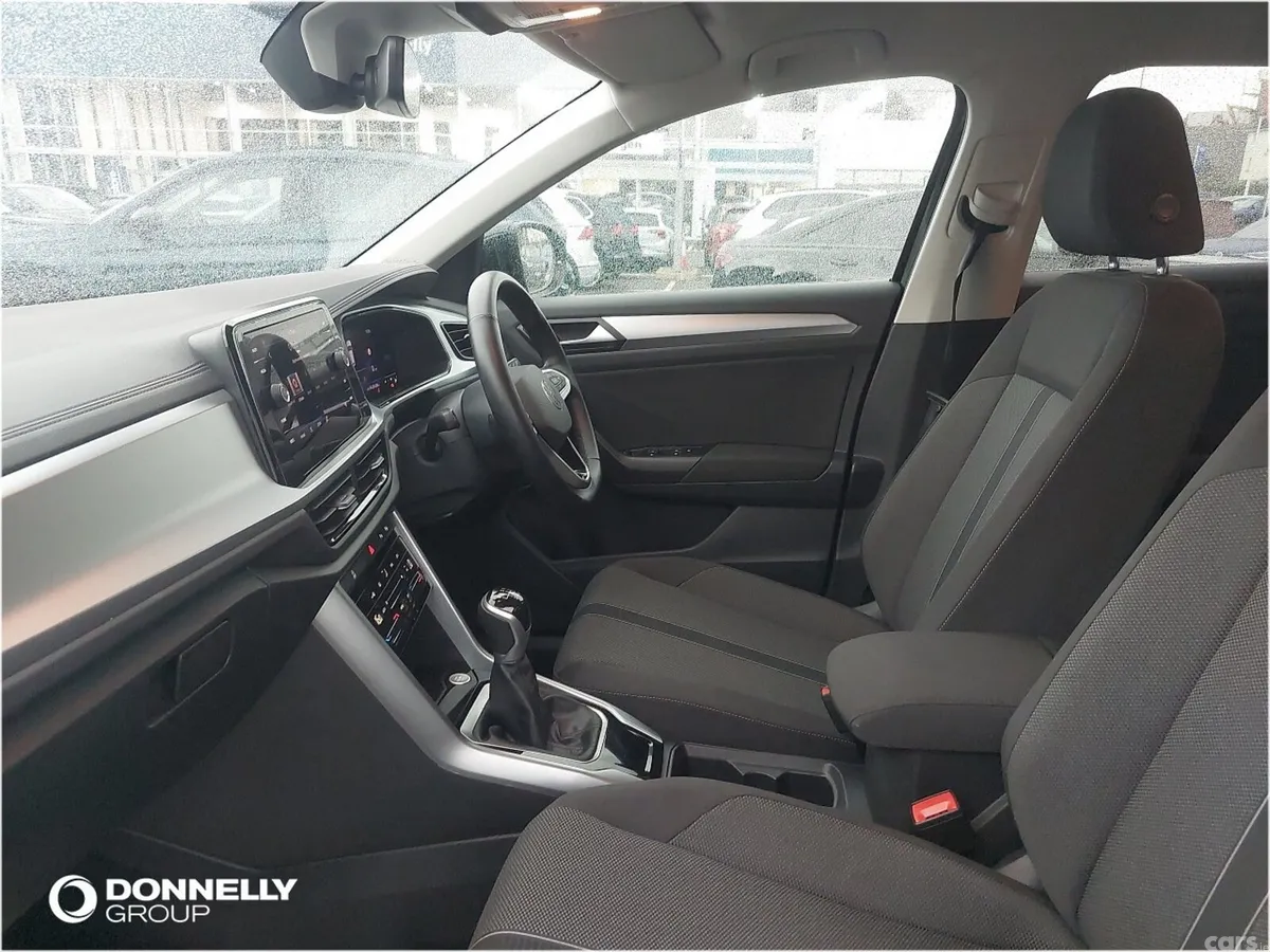 Volkswagen T-Roc Hatchback, Petrol, 2025, Black