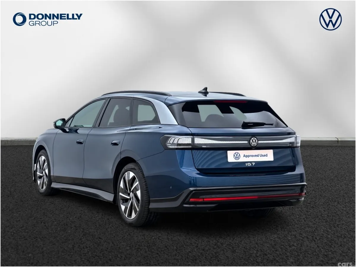 Volkswagen ID.7 Estate, Electric, 2026, Blue