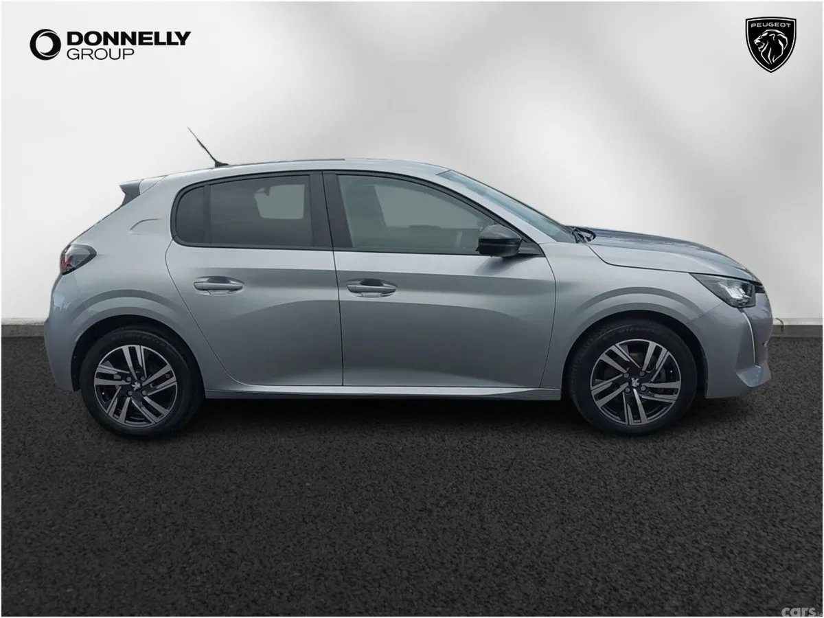 Peugeot 208 Hatchback, Petrol, 2023, Grey