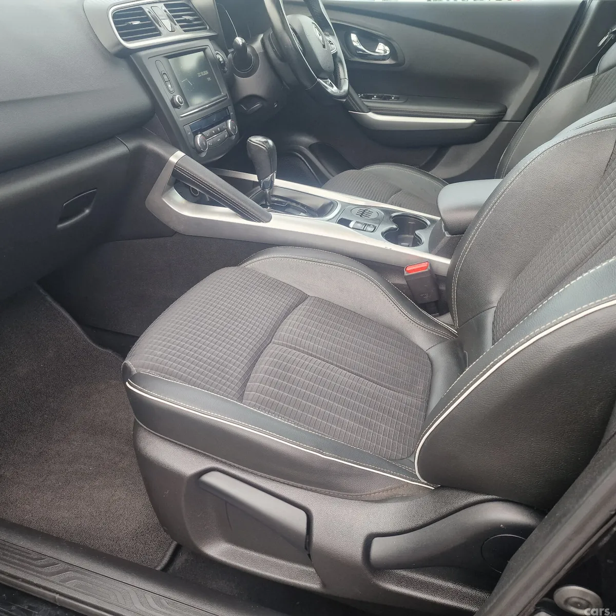 Renault Kadjar SUV, Diesel, 2016, Black